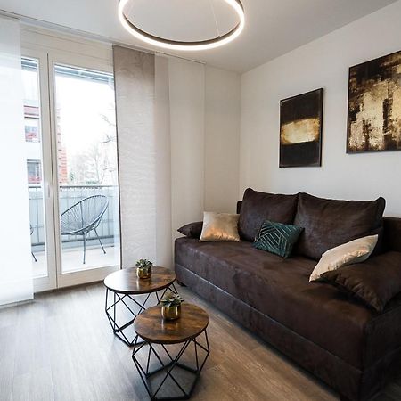 Stylisches Apartment Im Herzen Von Dresden + Parkplatz + Netflix + Self Check-In Esterno foto