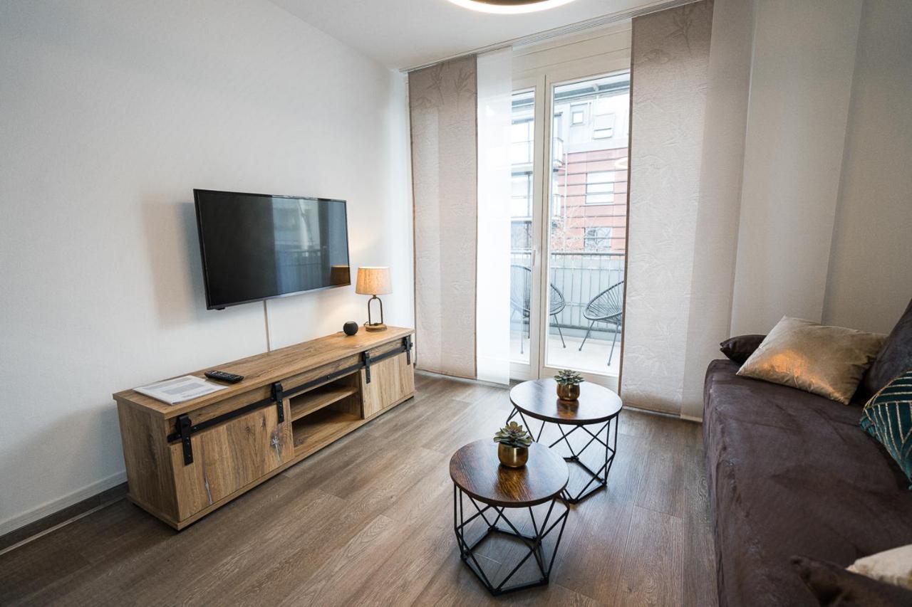 Stylisches Apartment Im Herzen Von Dresden + Parkplatz + Netflix + Self Check-In Esterno foto